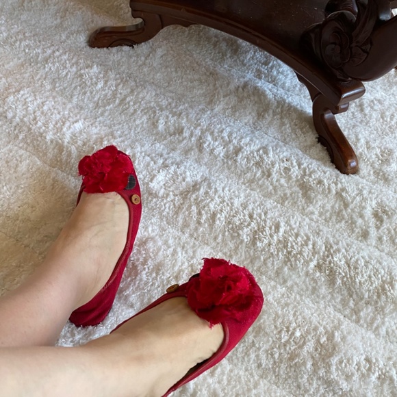 Shoes - Picture 4 of 8